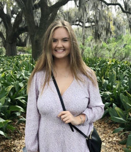 Meet your Posher, Brooke